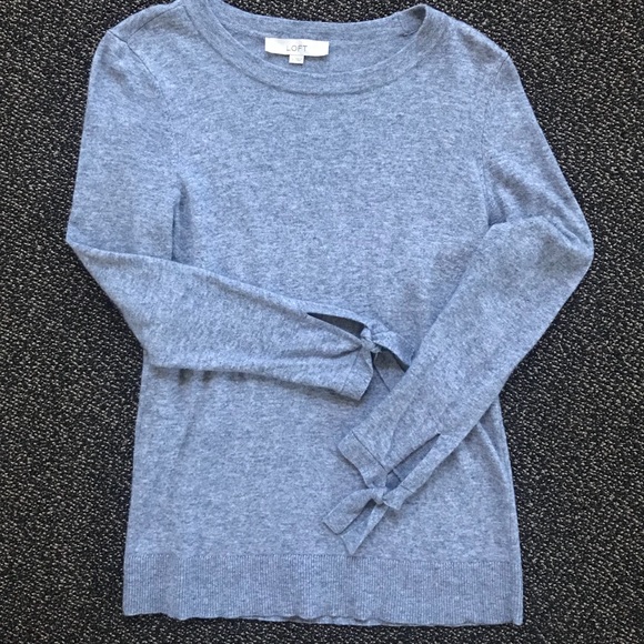LOFT Sweaters - LOFT Gray Wool Sweater Bow Ties